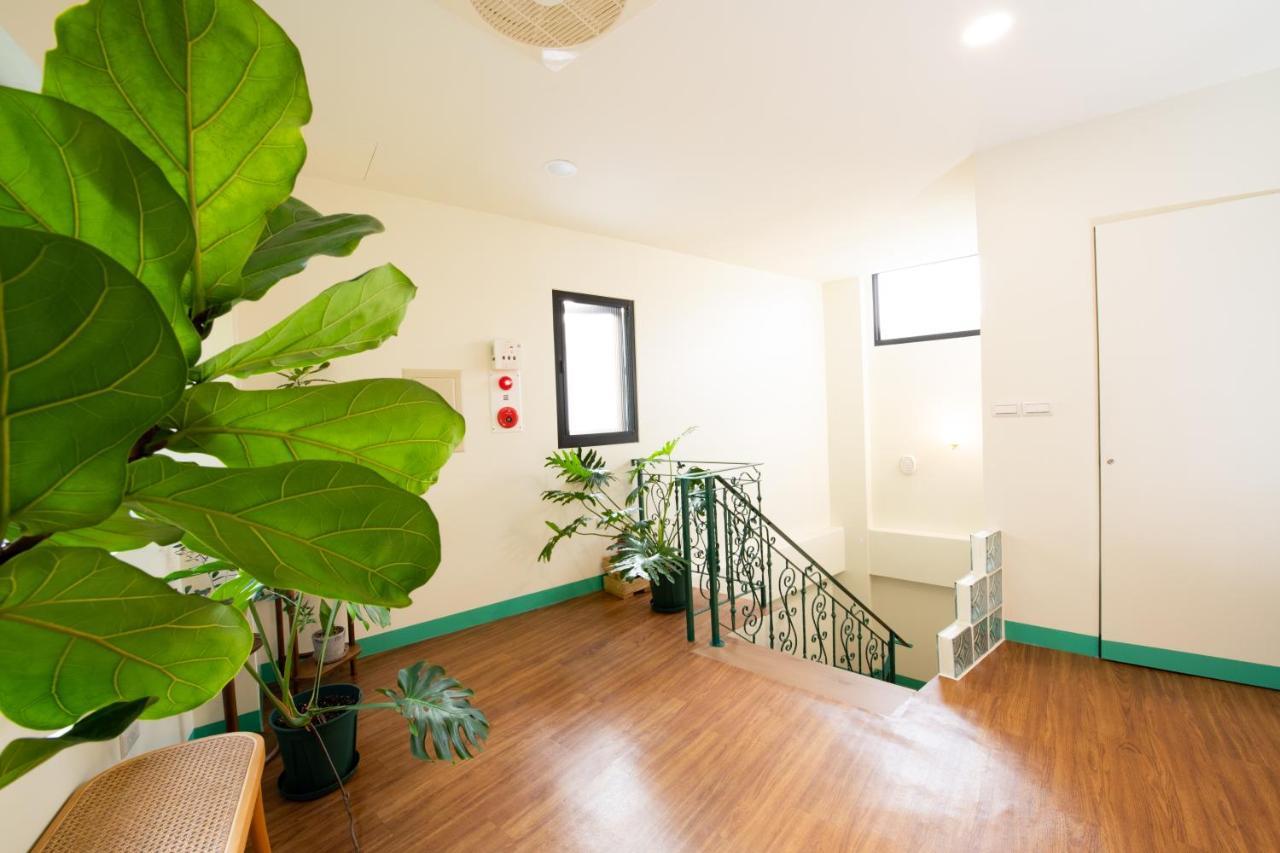 שייאו ליוקיו Lixia Hostel מראה חיצוני תמונה